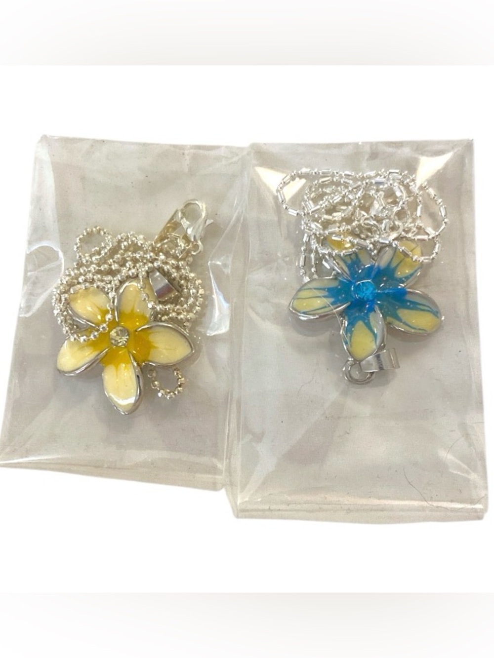 Set of 2 Hawaiian Flower Necklaces New Yellow &‎ Blue Tropical Floral